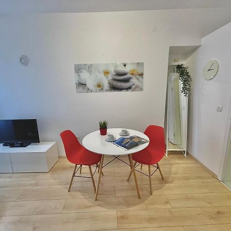 Apartments Antons Pula Dış mekan fotoğraf