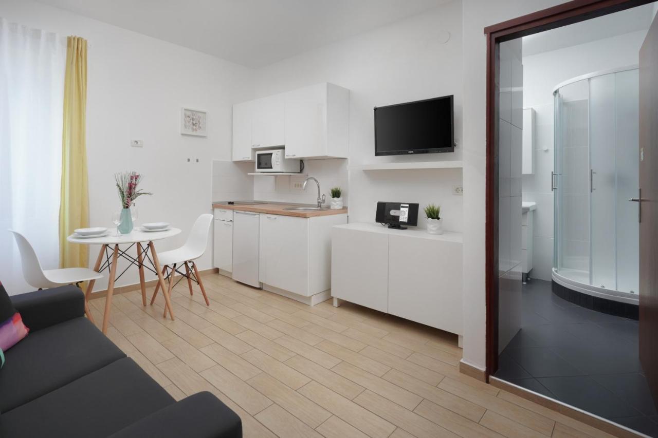 Apartments Antons Pula Dış mekan fotoğraf