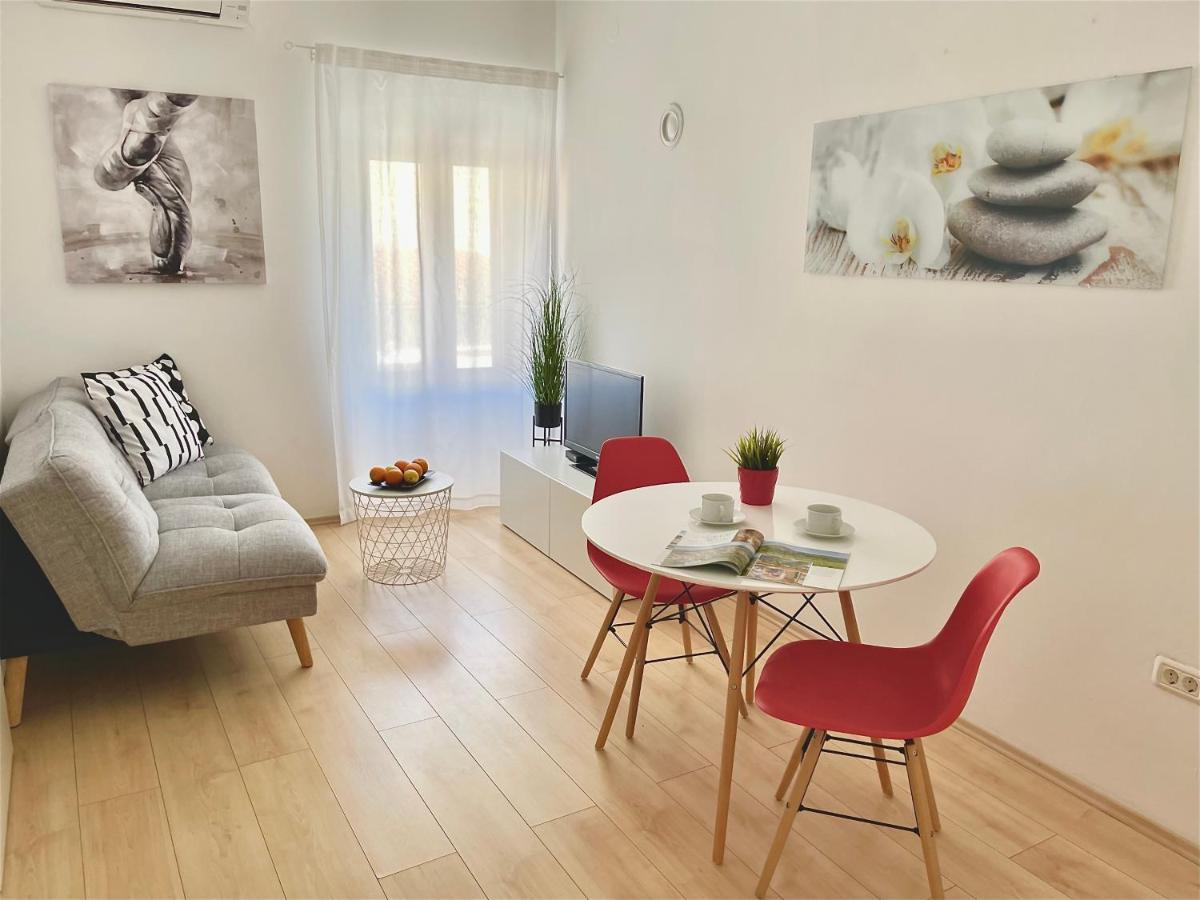 Apartments Antons Pula Dış mekan fotoğraf