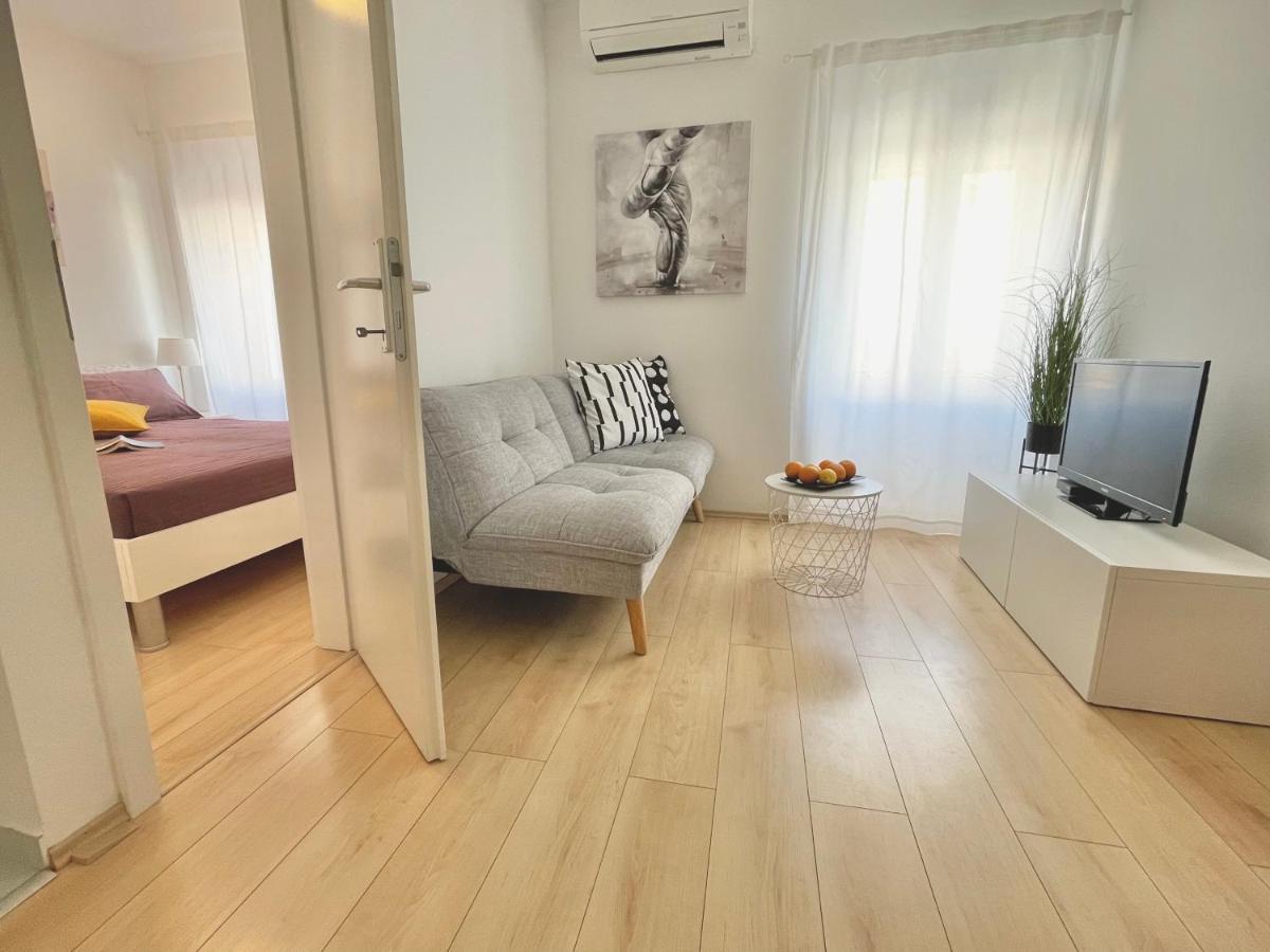 Apartments Antons Pula Dış mekan fotoğraf